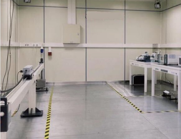 某学校EMC实验室